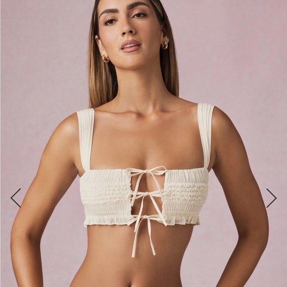 Oh Polly Tops - Coachella Festival Outfit - Oh Polly Ruffled Tie-Front Crop Top